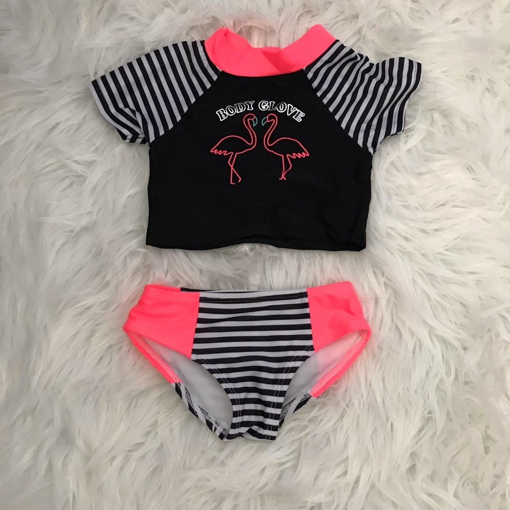 Rash guard suit